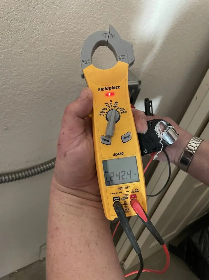 Voltage testing with clamp meter during Aluminum Wiring Replacement in Passaic